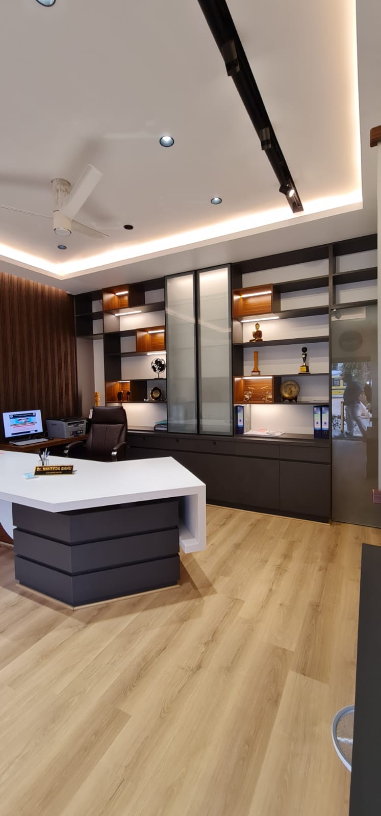 Office Executive Cabin